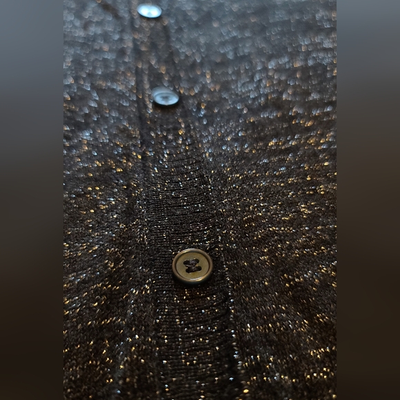 H&M Metallic Top w/Back Buttons - Picture 4 of 6